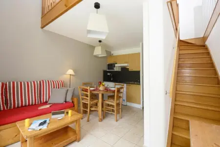 Résidence Le Hameau du Moulin 2, Appartement en France avec Vue sur Piscine - Photo 19