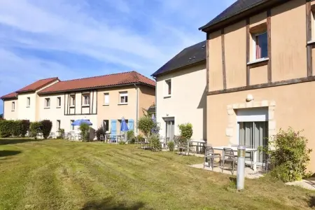 Résidence Le Hameau du Moulin 3, Appartement en France avec Vue sur Piscine - Photo 11