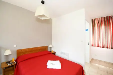 Résidence Le Hameau du Moulin 3, Appartement en France avec Vue sur Piscine - Photo 22