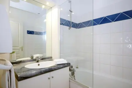Résidence Le Hameau du Moulin 3, Appartement en France avec Vue sur Piscine - Photo 23