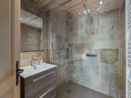 Duplex pour 4 personnes avec sauna privé à Val Thorens - Photo 3