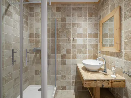 Appartement spacieux 6 pers, terrasse sauna proche pistes - Photo 9