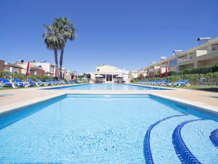 Villa in Barrocal, Maison 6 personnes à Pêra - Photo 22