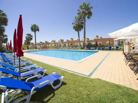 Villa in Barrocal, Maison 6 personnes à Pêra - Photo 24