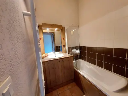 Appartement 3 pièces cosy avec piscine et parking à La Plagne - Photo 4