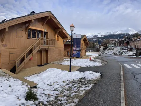 Appartement 3 pièces cosy avec piscine et parking à La Plagne - Photo 9