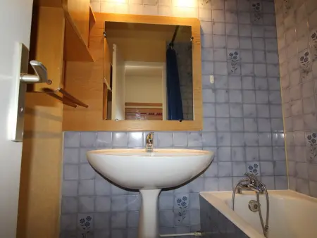 Studio cabine confortable 4 pers au pied des pistes - Auris en Oisans - Photo 6