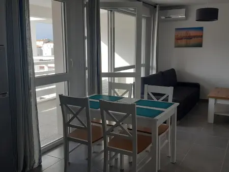 Beau T2 climatisé pour 4 pers avec parking, proche plage à Port Leucate - Photo 1