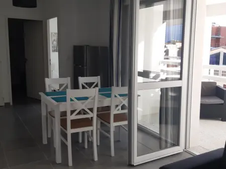 Beau T2 climatisé pour 4 pers avec parking, proche plage à Port Leucate - Photo 4
