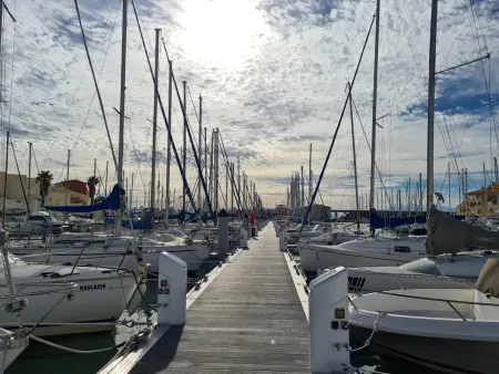 Beau T2 climatisé pour 4 pers avec parking, proche plage à Port Leucate - Photo 17
