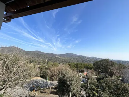 Grimaud : Appartement 3 Pces avec piscine et vue mer - Photo 11