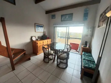 Appartement 2 pièces mezzanine climatisé avec piscine et parking privé à Marseillan - Photo 2