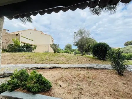 Studio en rez-de-chaussée avec terrasse, parking, à 1 km de la plage - Lumio - Photo 8