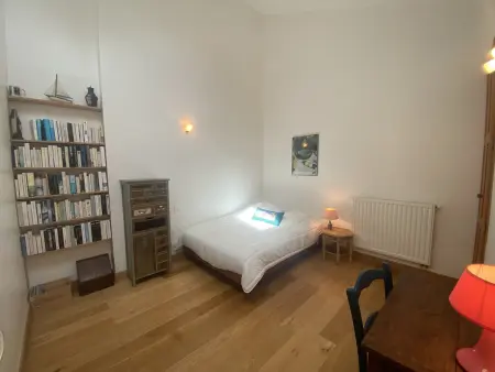 Villa rénovée à Fouras: 2 ch + mezzanine, proche plage/centre, jardin privatif, équipement complet - Photo 5