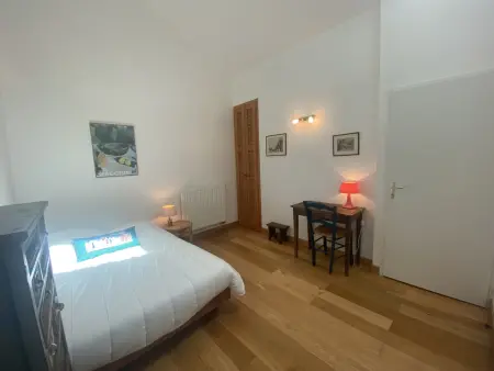 Villa rénovée à Fouras: 2 ch + mezzanine, proche plage/centre, jardin privatif, équipement complet - Photo 6