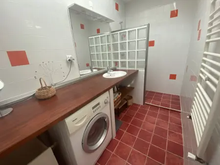 Villa rénovée à Fouras: 2 ch + mezzanine, proche plage/centre, jardin privatif, équipement complet - Photo 8
