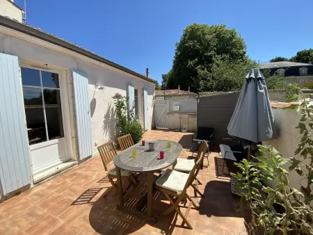Villa rénovée à Fouras: 2 ch + mezzanine, proche plage/centre, jardin privatif, équipement complet - Photo 16
