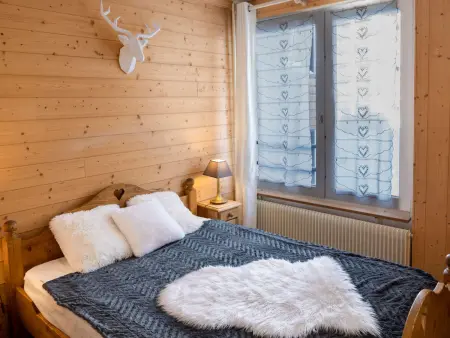 Val Thorens - Appt 6 pers rénové, 2 chambres, WiFi, loc. à skis, proche pistes - Photo 5
