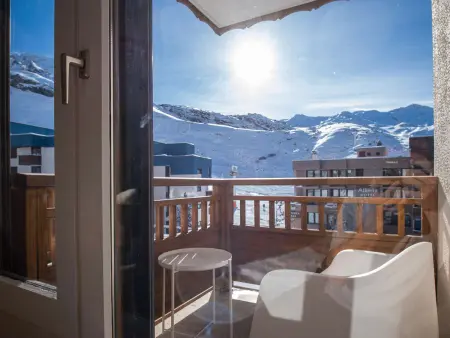 Val Thorens - Appt 6 pers rénové, 2 chambres, WiFi, loc. à skis, proche pistes - Photo 10
