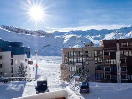 Val Thorens - Appt 6 pers rénové, 2 chambres, WiFi, loc. à skis, proche pistes - Photo 12