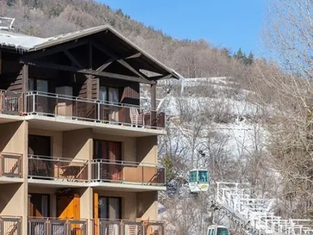 Appartement rénové 8 pers, proche pistes, Wifi, animaux admis - Photo 11