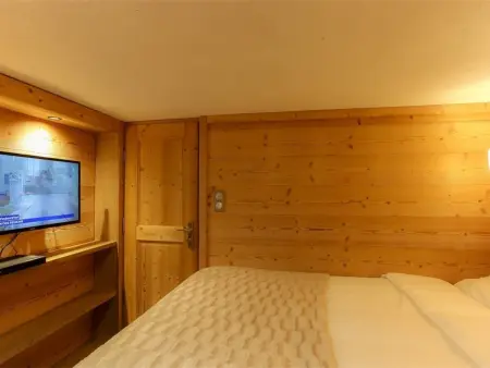 Duplex rénové à Val Thorens, 3 chambres, 6 pers, proche pistes et commerces - Photo 4