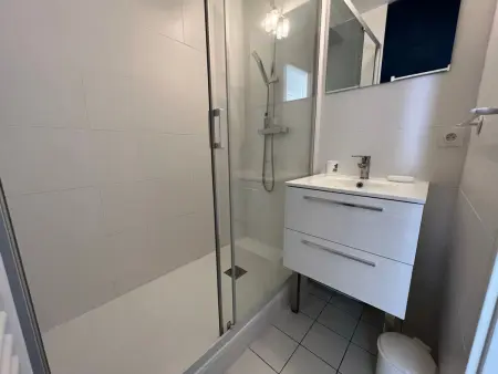Studio au pied des pistes, balcon sud, parking, Appartement 4 personnes à La Salle les Alpes - Photo 3