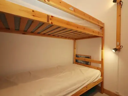 Studio cabine 4 pers près des télécabines, animaux admis parking - Photo 4