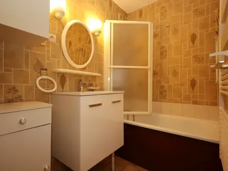 Studio cabine 4 pers près des télécabines, animaux admis parking - Photo 5