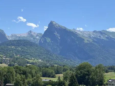 Duplex T3 à Morillon - Animaux bienvenus, WiFi, Parking inclus - Photo 15