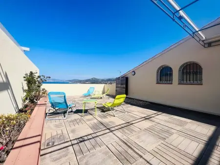 Appartement de standing avec toit terrasse, climatisé, WiFi, parking - Photo 23