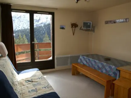 Appartement cosy au pied des pistes avec balcon, ascenseur, casier à skis et parking gratuit - Photo 1