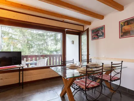 Appartement cosy 2 chambres avec parking et balcon à Saint-Lary-Soulan - Photo 2