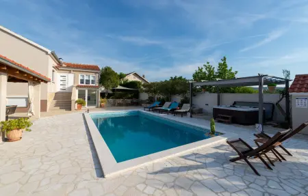 Maison 6 personnes à Pridraga - Photo 9