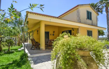 Maison 11 personnes à Noto - Photo 1