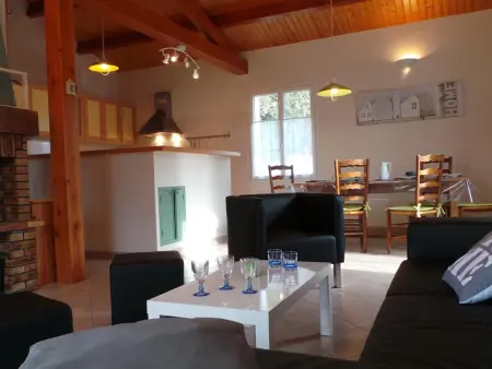 Maison lumineuse avec jardin clos, à 400m de la plage, pour 8 personnes, secteur calme - Photo 5