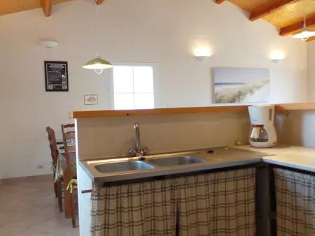 Maison lumineuse avec jardin clos, à 400m de la plage, pour 8 personnes, secteur calme - Photo 8