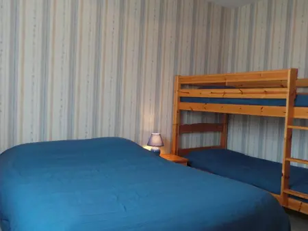 Maison lumineuse avec jardin clos, à 400m de la plage, pour 8 personnes, secteur calme - Photo 17