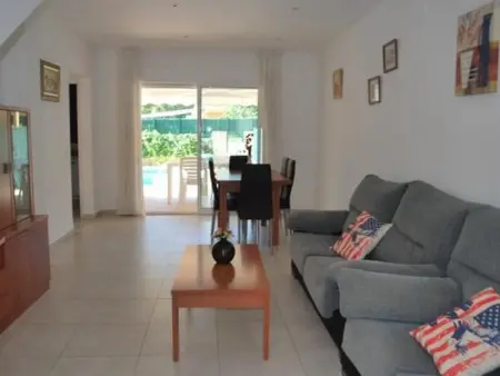Villa moderne avec jardin et piscine privée proche de Cala Llobeta - Photo 3