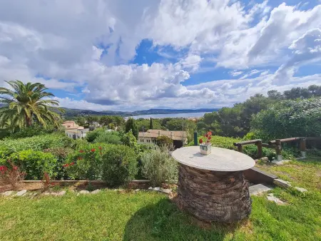 Villa spacieuse avec piscine et vue mer à Cavalaire - Photo 17
