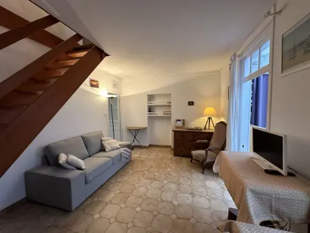 Maison à Fouras, 3 chambres, cour ombragée, proche centre et plages - Photo 13