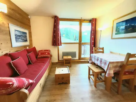 Studio-cabine rénové, balcon sud, pieds des pistes, 4 pers, Plagne Villages - Photo 2