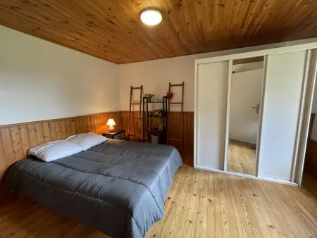 Écrin de verdure pour couple avec parking, Gite 2 personnes à Châtel Montagne - Photo 5