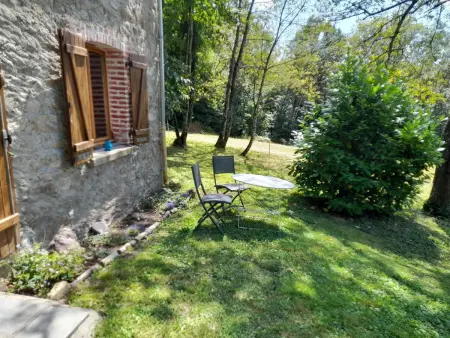 Écrin de verdure pour couple avec parking, Gite 2 personnes à Châtel Montagne - Photo 14