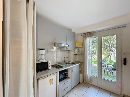 Studio cosy avec terrasse, proche thermes et centre-ville - Lamalou-les-Bains - Photo 11