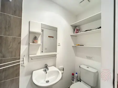 Charmant studio avec terrasse Sud, proche thermes et centre - Lamalou-les-Bains - Photo 6