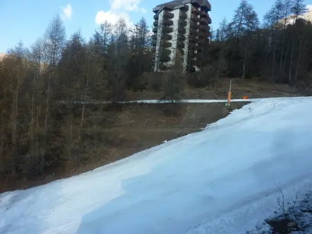 Superbe appart rénové pour 8 pers, skis aux pieds, terrasse Sud/Ouest, proche centre station - Photo 15