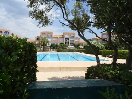 F2 Mezzanine avec Piscine, Parking et Climatisation à Palavas, Proche Plage et Centre-Ville - Photo 9