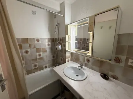Appartement T2 en rez-de-chaussée avec terrasse, proche plage et piscine - 4 couchages - Argelès-sur-Mer - Photo 3