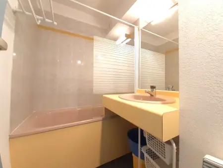 Studio cosy avec balcon, parking, salle de musculation - 4 personnes à Saint-Lary-Soulan - Photo 7